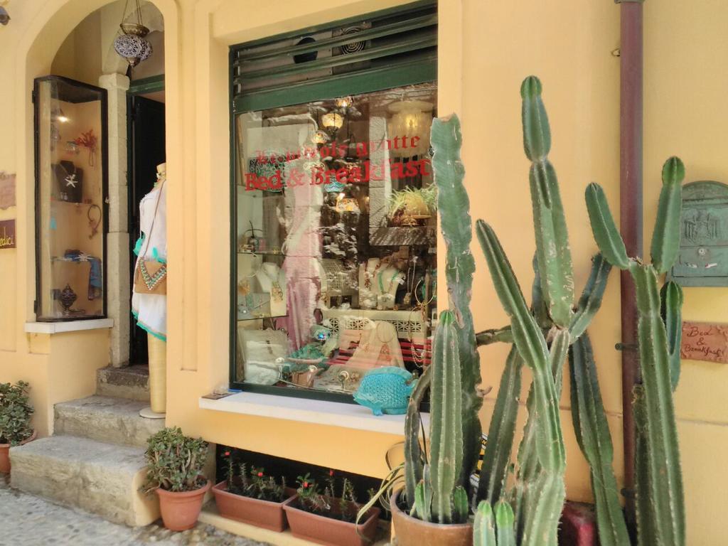 Le Piccole Grotte Bed & Breakfast ชิลลา ภายนอก รูปภาพ
